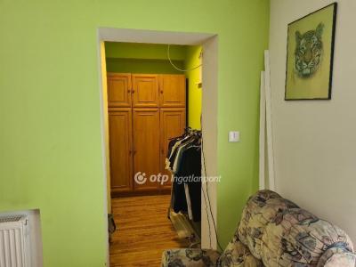 Eladó családi ház Diósd