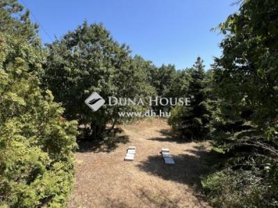Eladó üdülőövezeti telek Alsóörs