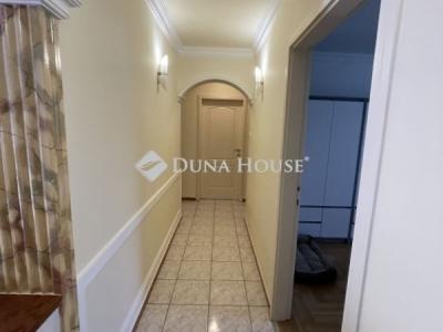 Eladó családi ház Budapest