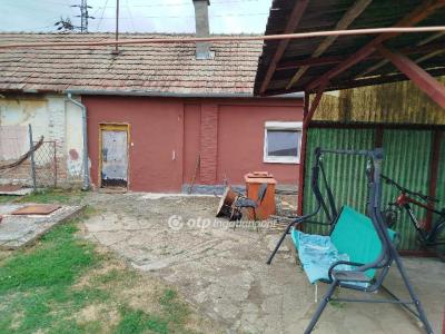 Eladó lakás Nagyharsány