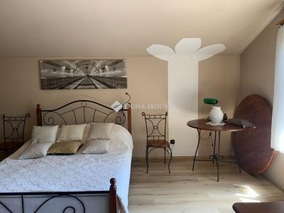 Eladó családi ház Budapest