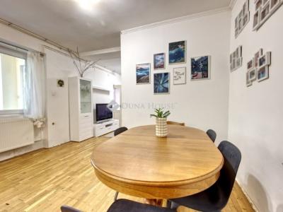 Eladó családi ház Budakeszi