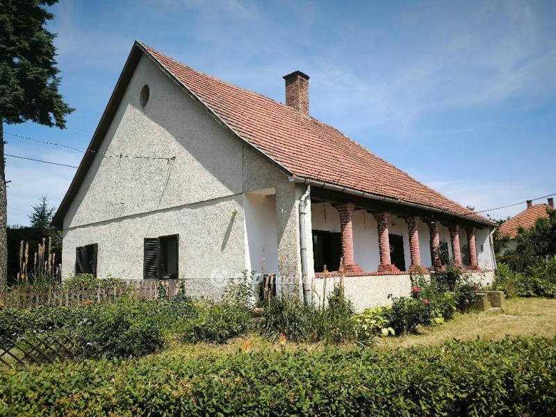 Eladó családi ház Kisgyőr