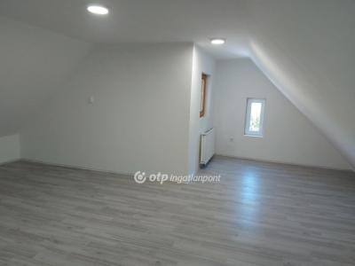 Eladó családi ház Pécs