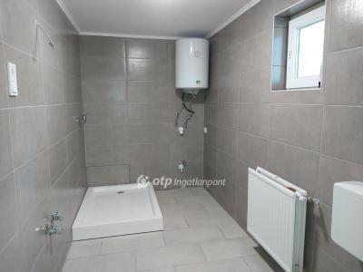 Eladó családi ház Pécs