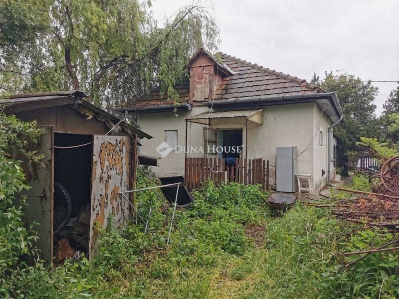 Eladó családi ház Zsámbok