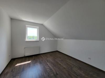 Eladó családi ház Székesfehérvár