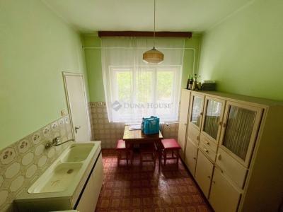 Eladó családi ház Székesfehérvár