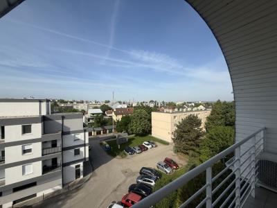 Eladó lakás Székesfehérvár
