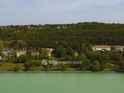 Eladó nyaraló Balatonkenese Balatonakarattya
