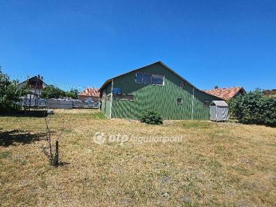 Eladó lakóövezeti telek Jánoshida