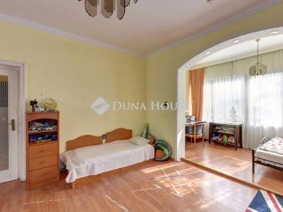 Eladó családi ház Budapest