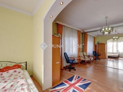Eladó családi ház Budapest