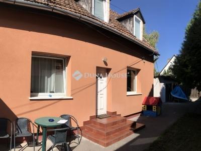 Eladó ikerház Budaörs