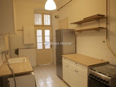 Eladó lakás Budapest