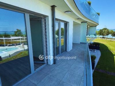 Eladó lakás Balatonszemes