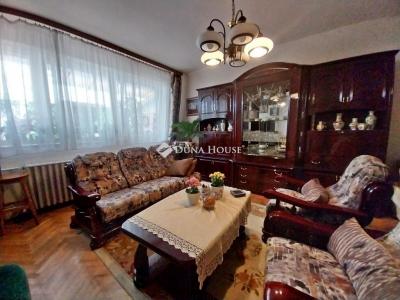 Eladó családi ház Szeged