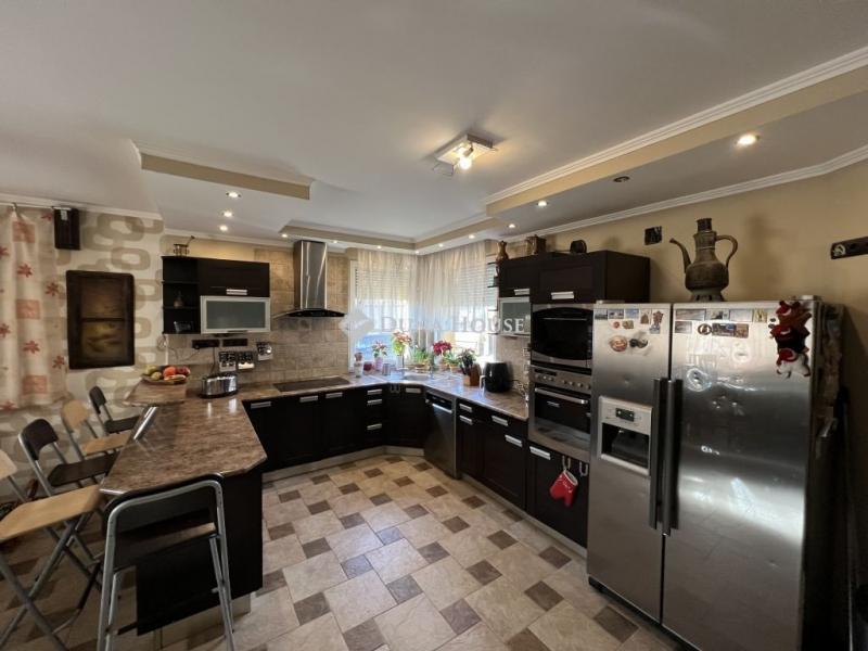 Eladó lakás Halásztelek