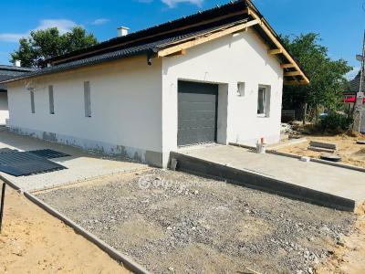 Eladó családi ház Debrecen