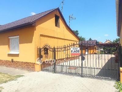 Eladó családi ház Hajdúszoboszló