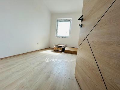 Eladó családi ház Debrecen