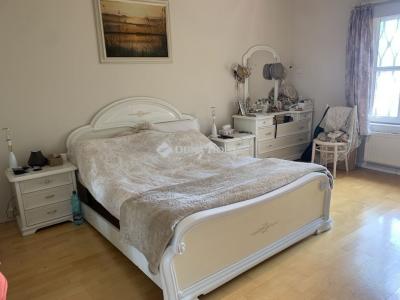 Eladó családi ház Budapest