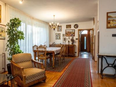 Eladó családi ház Budapest