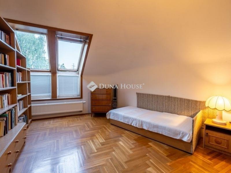 Eladó családi ház Budapest