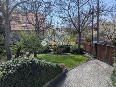 Eladó családi ház Budapest