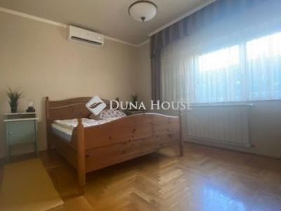 Eladó családi ház Budapest