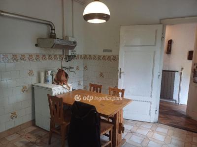 Eladó családi ház Budapest