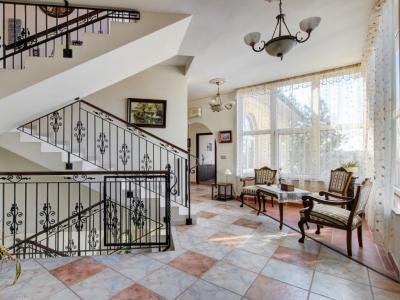 Eladó családi ház Biatorbágy