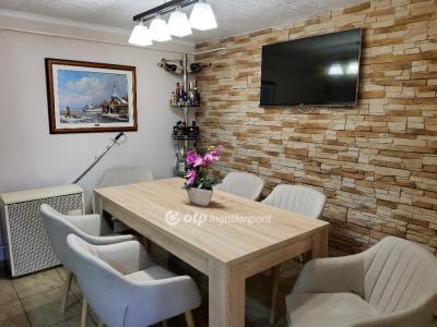 Eladó családi ház Hatvan