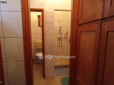 Eladó családi ház Jászfényszaru