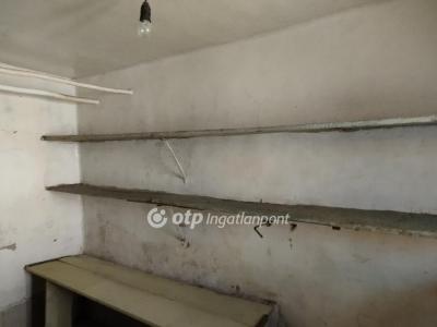 Eladó családi ház Jászberény