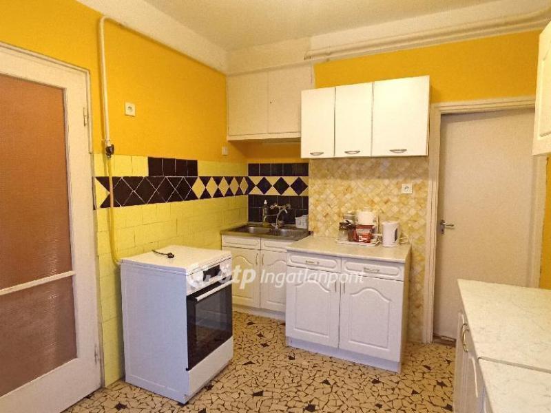 Eladó családi ház Jászfényszaru