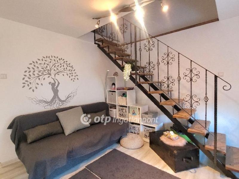 Eladó családi ház Jászberény