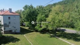 Eladó lakás Komló