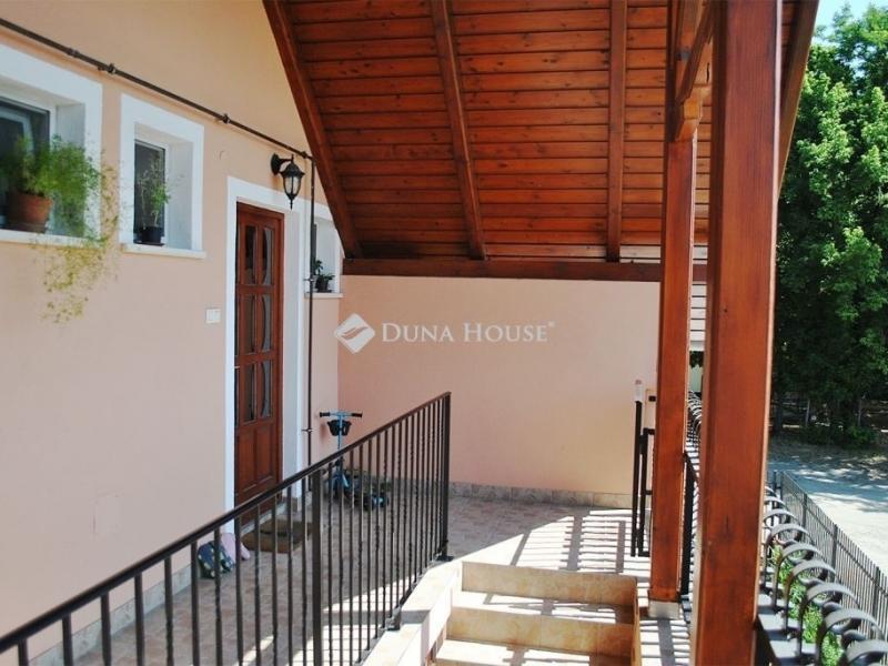 Eladó lakás Kerekegyháza