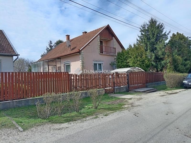 Eladó családi ház Monor Monorierdő