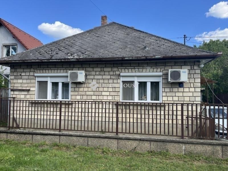 Eladó családi ház Monor Monorierdő