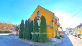 Eladó családi ház Szolnok