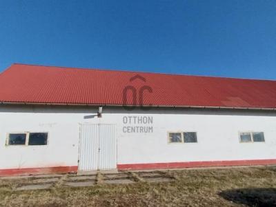 Eladó raktár Nyársapát