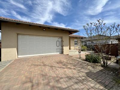 Eladó családi ház Helvécia