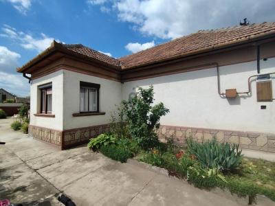 Eladó családi ház Nagykőrös