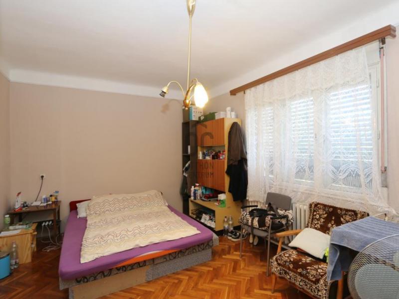 Eladó családi ház Mogyoród