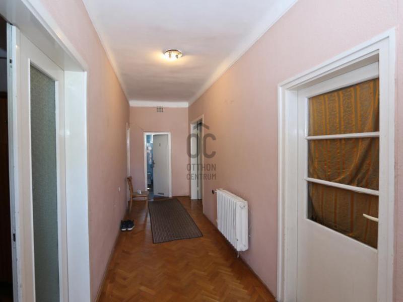 Eladó családi ház Mogyoród