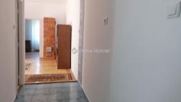 Eladó lakás Komló