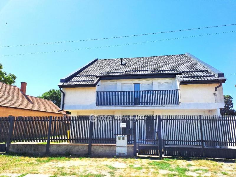 Eladó családi ház Nagykőrös