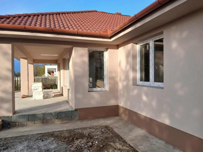 Eladó családi ház Debrecen